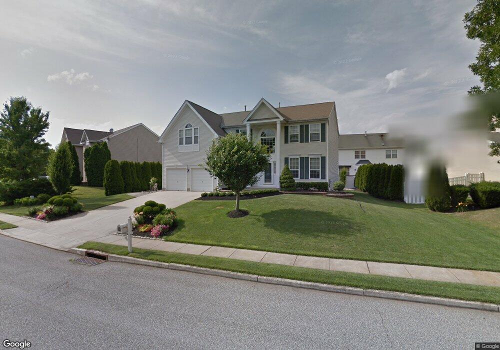 102 Frenchman Dr, Woodbury, NJ 08096 - photo 1