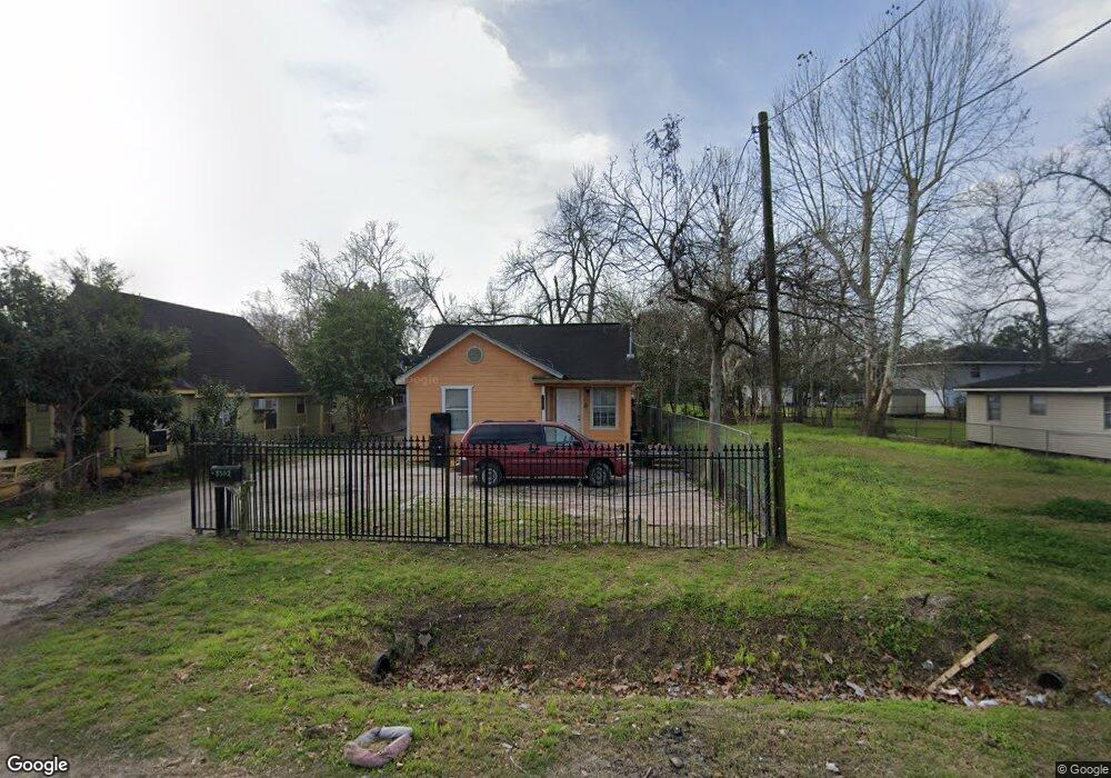 3302 King St, Houston, TX 77026 - photo 1