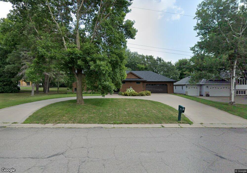 1896 E Highview Dr, Sauk Rapids, MN 56379 - photo 1