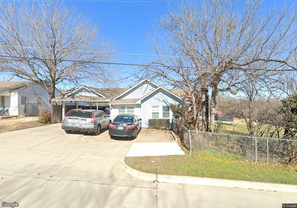 522 Hill St, Grand Prairie, TX 75050 - photo 1