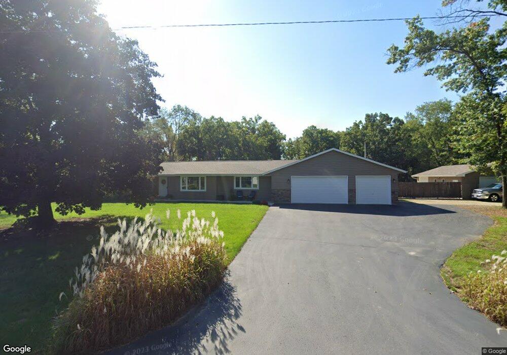 909 W Sunny Ln, Janesville, WI 53546 - photo 1