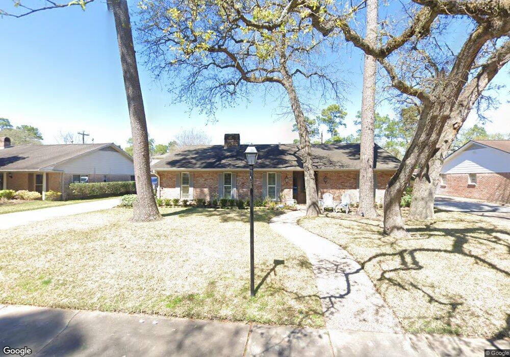 10010 Longmont Dr, Houston, TX 77042 - photo 1