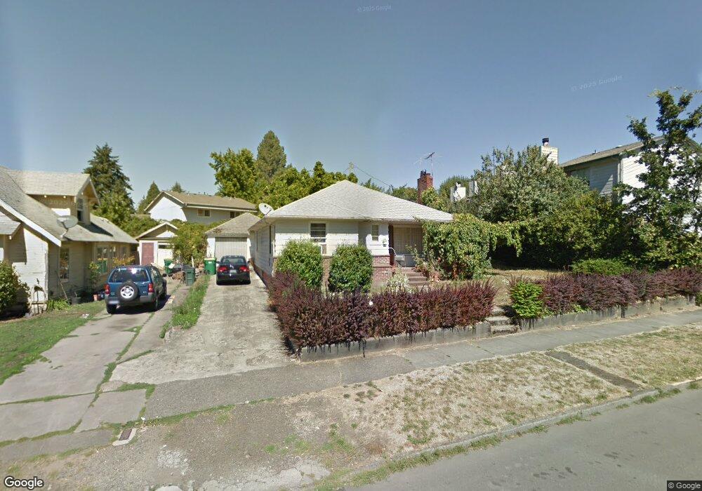 1729 Pacific Ave, Forest Grove, OR 97116 - photo 1