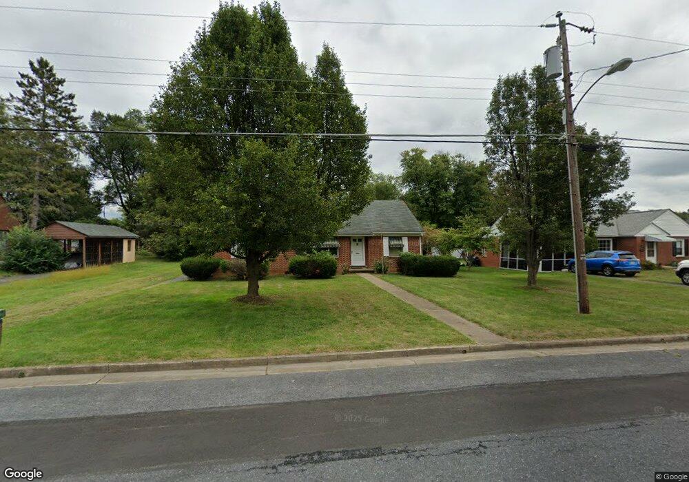 220 Alphin Ave, Waynesboro, VA 22980 - photo 1