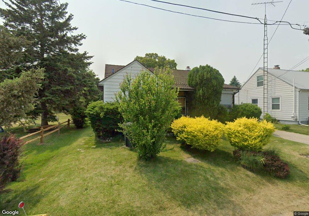 3045 135th St, Toledo, OH 43611 - photo 1