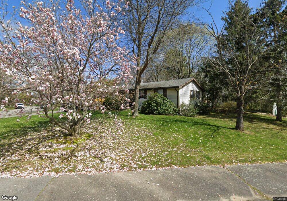 54 Roundtop Rd, Framingham, MA 01701 - photo 1