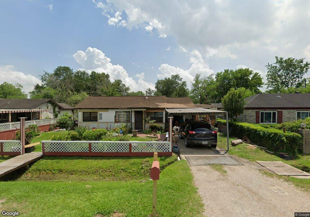 7610 W Knoll St, Houston, TX 77028 - photo 1