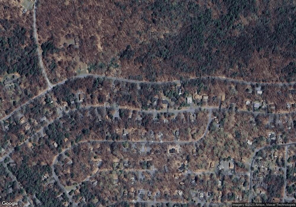 61 Wallenpaupack Dr, Lake Ariel, PA 18436 - photo 1