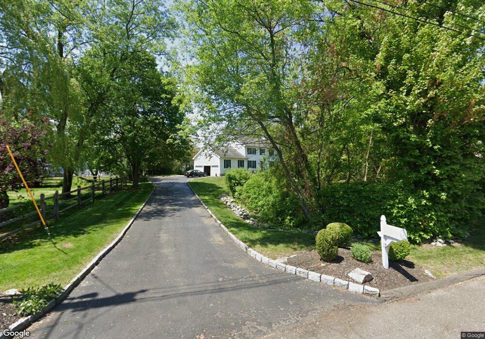 15 Johnson St, Trumbull, CT 06611 - photo 1