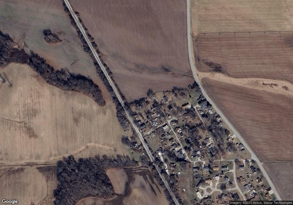 9586 S Wayne St, Columbus, IN 47201 - photo 1