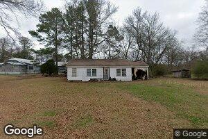 101 Means St, Boligee, AL 35443
