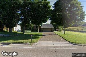 435 Gramsie Rd, Saint Paul, MN 55126