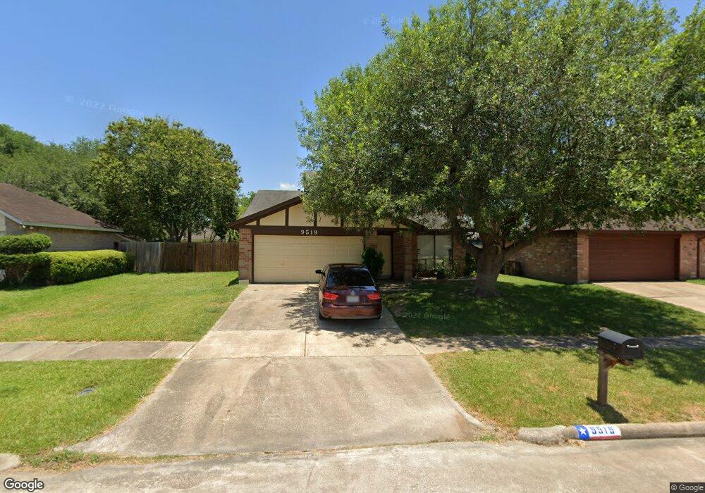 9519 Misty Vale Ln, Houston, TX 77075 - photo 1