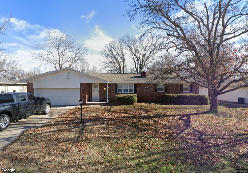 710 S 34th St, Parsons, KS 67357 - photo 1