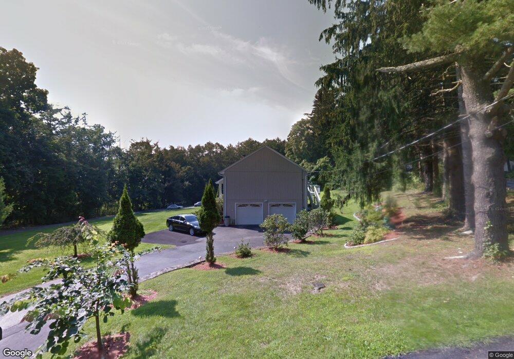 7 Dyckman Dr, Mohegan Lake, NY 10547 - photo 1