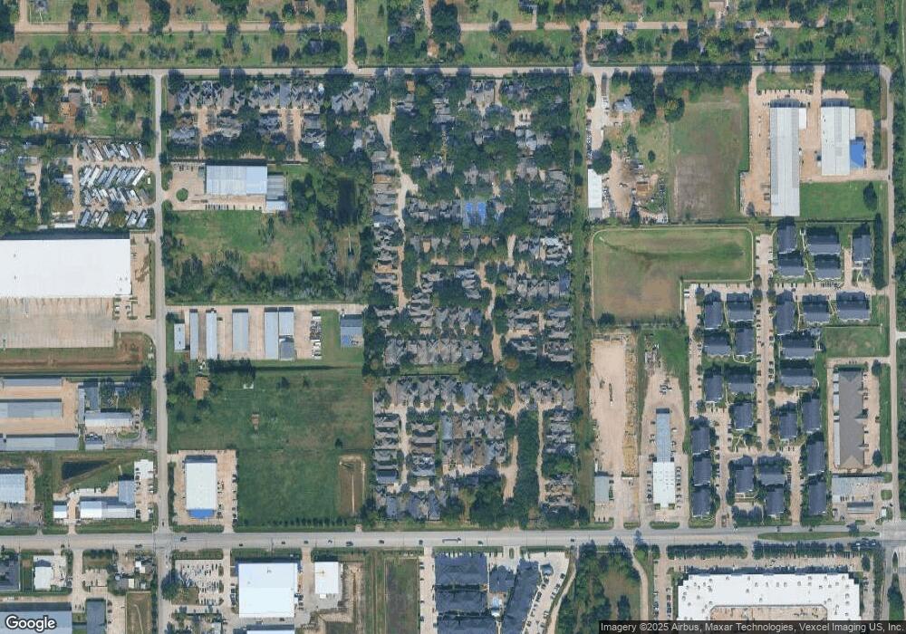 8022 Oakwood Trace, Houston, TX 77040 - photo 1