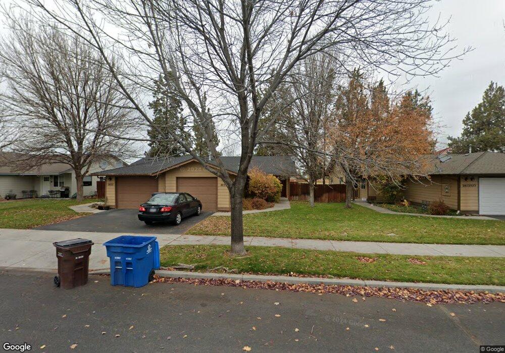 2035 NW Elm Ave, Redmond, OR 97756 - photo 1