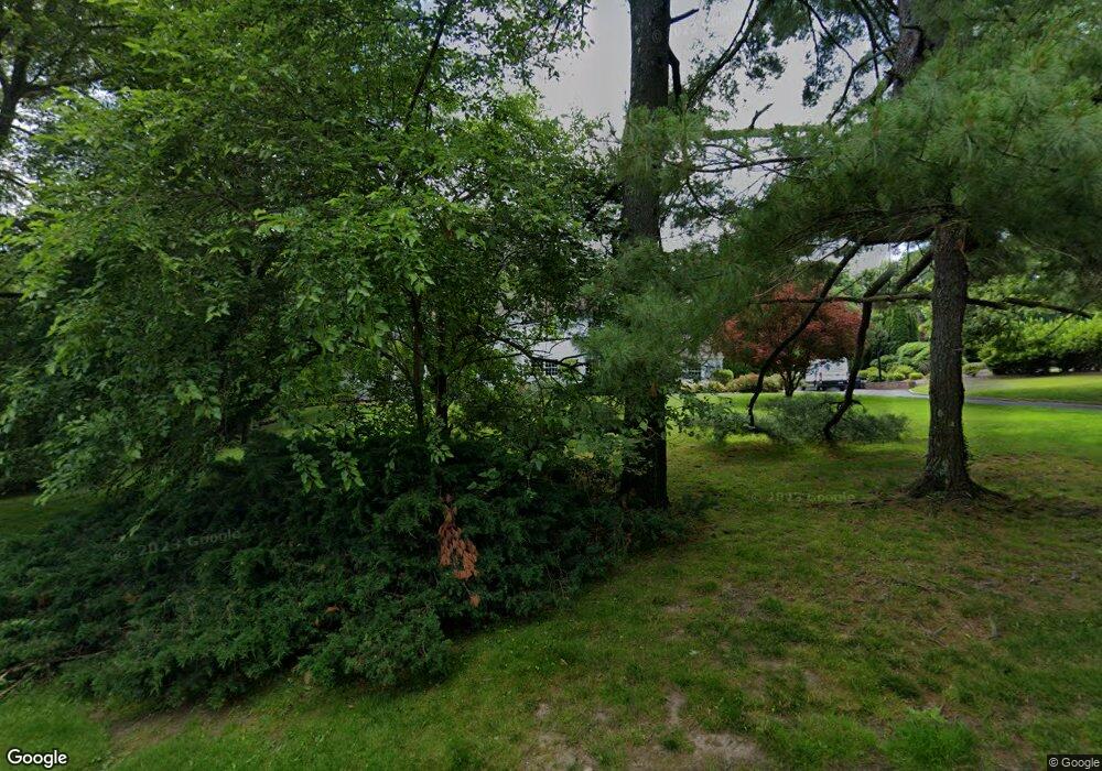 53 White Oak Ln, Stamford, CT 06905 - photo 1