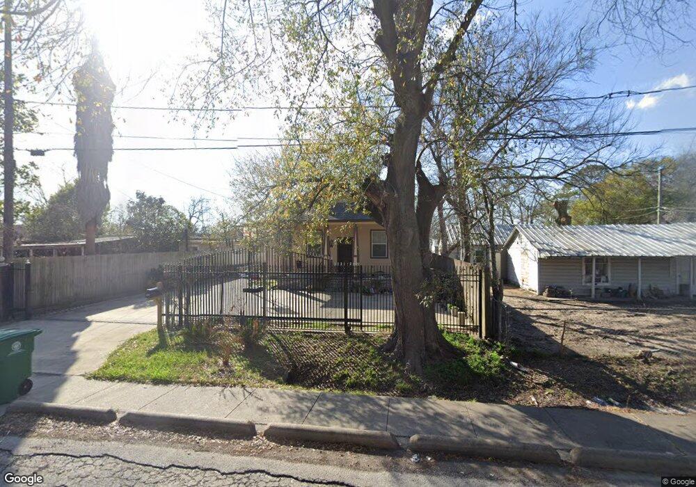 7911 Appleton St, Houston, TX 77022 - photo 1