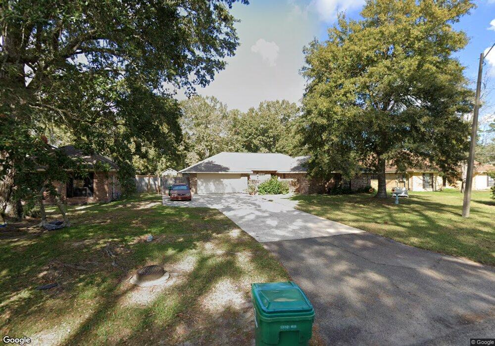 204 N Buckingham Dr, Slidell, LA 70461 - photo 1