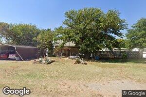 510 S 4th St, Sentinel, OK 73664