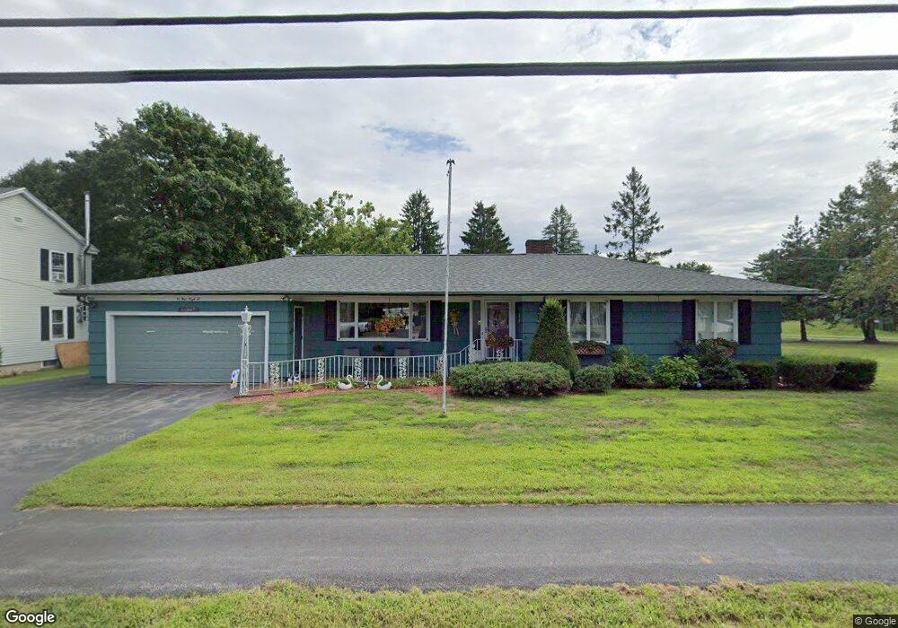 82 W High St, Somersworth, NH 03878 - photo 1