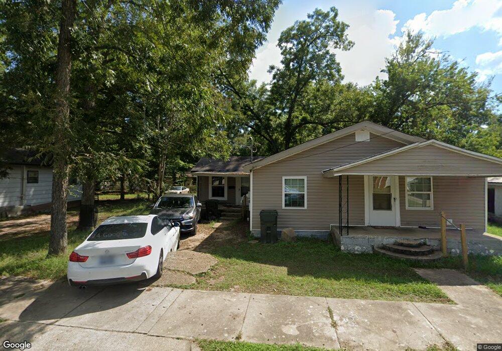 703 W Newton St, Dothan, AL 36303 - photo 1