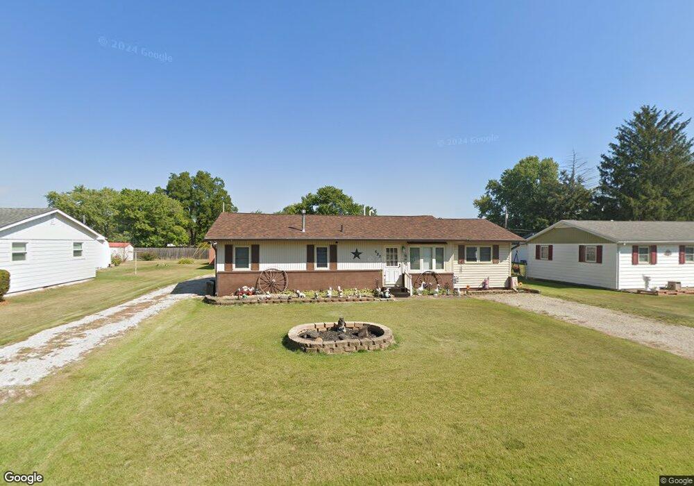 682 Collier St, Columbus, IN 47201 - photo 1