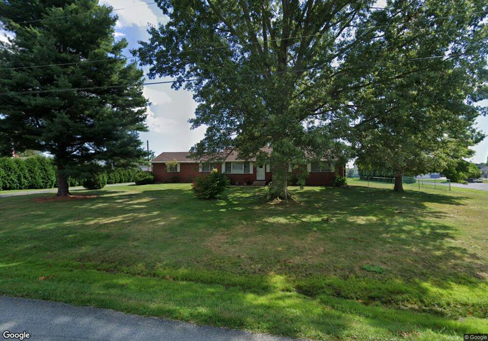 927 Clydesdale Dr, Bear, DE 19701 - photo 1