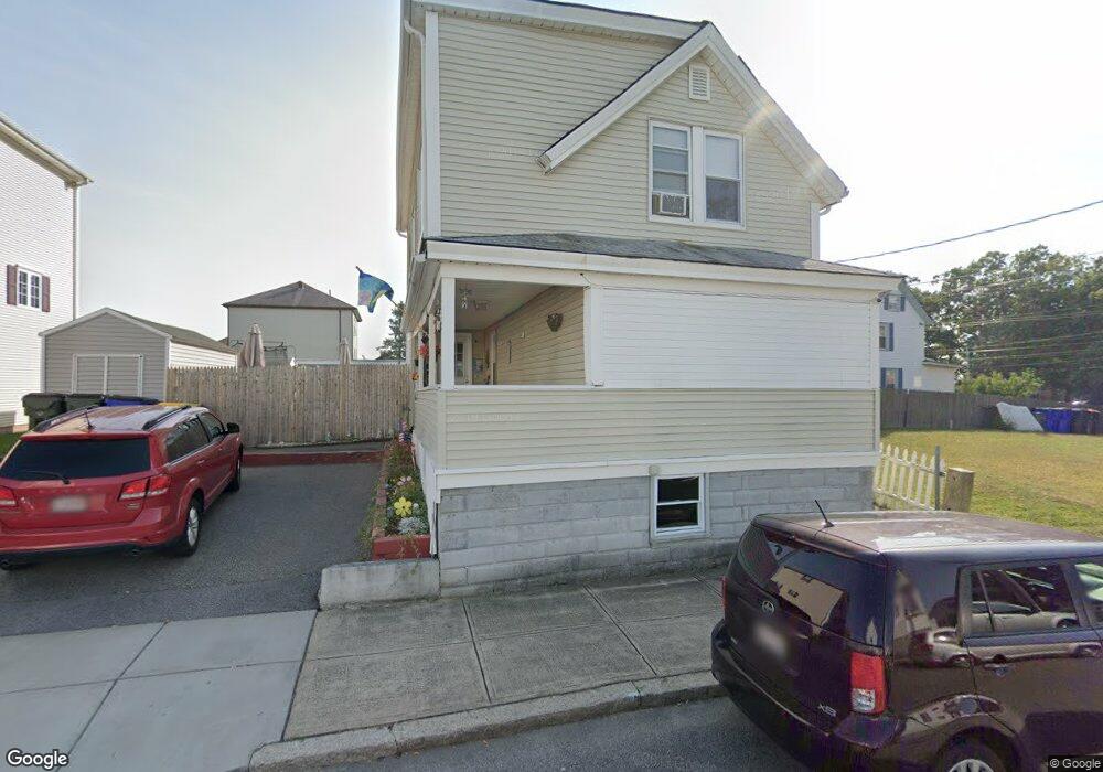 33 Arizona St, Fall River, MA 02723 - photo 1