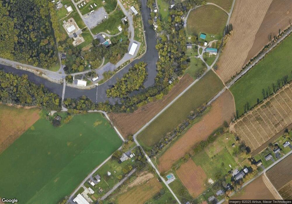 7 D Catalpa Ln, Reading, PA 19605 - photo 1