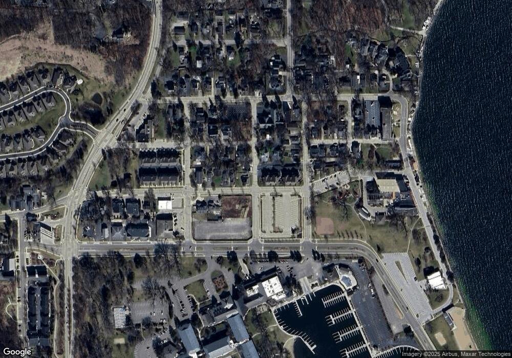 278 High St unit 9, Fontana-On-geneva Lake, WI 53125 - photo 1