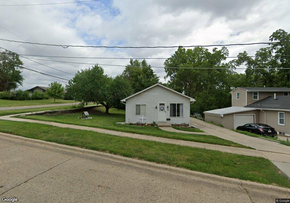 802 E Broad St, Des Moines, IA 50315 - photo 1