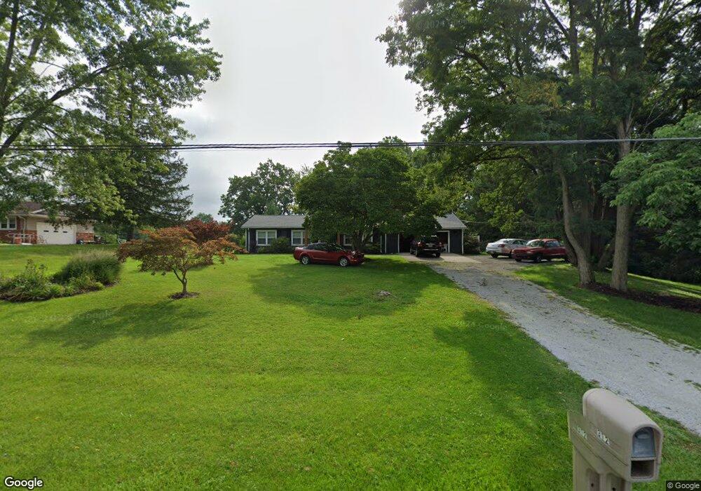 312 Cambridge Dr, Aurora, OH 44202 - photo 1