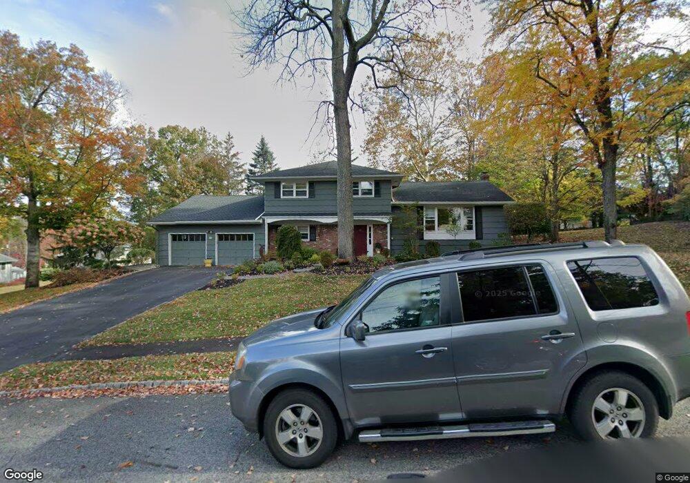 15 Nutting Place, West Caldwell, NJ 07006 - photo 1