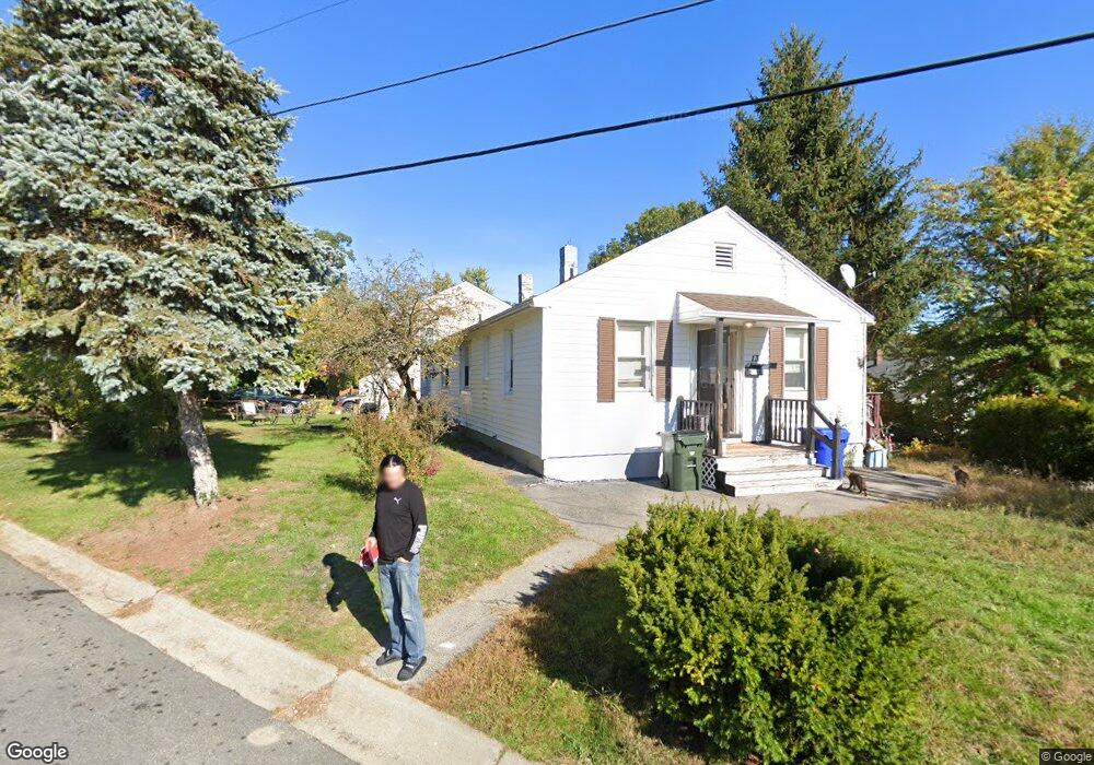 13 Lucille St, Manchester, NH 03103 - photo 1