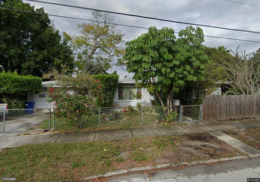 1501 11th Ave N, Saint Petersburg, FL 33705 - photo 1
