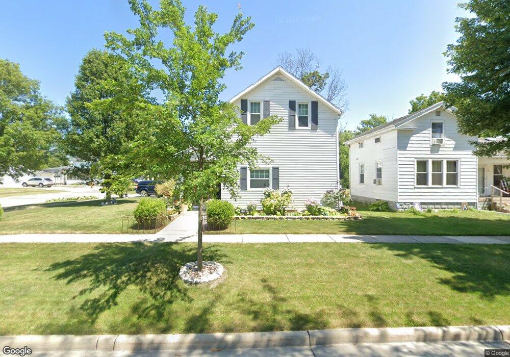 208 Vine St, Archbold, OH 43502 - photo 1