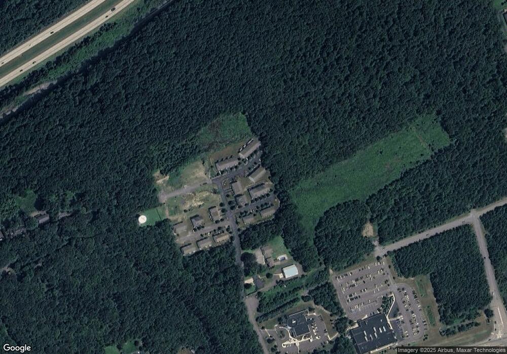 208 Thomas Ln, Hazleton, PA 18202 - photo 1