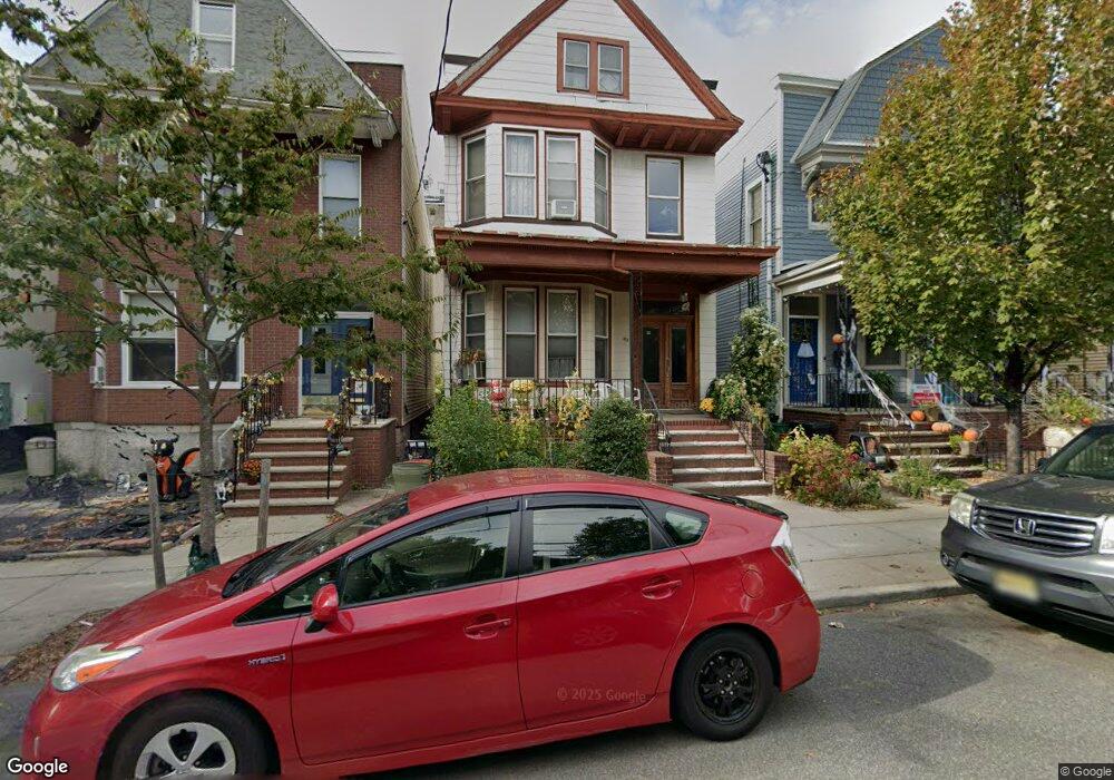 83 Hauxhurst Ave, Weehawken, NJ 07086 - photo 1