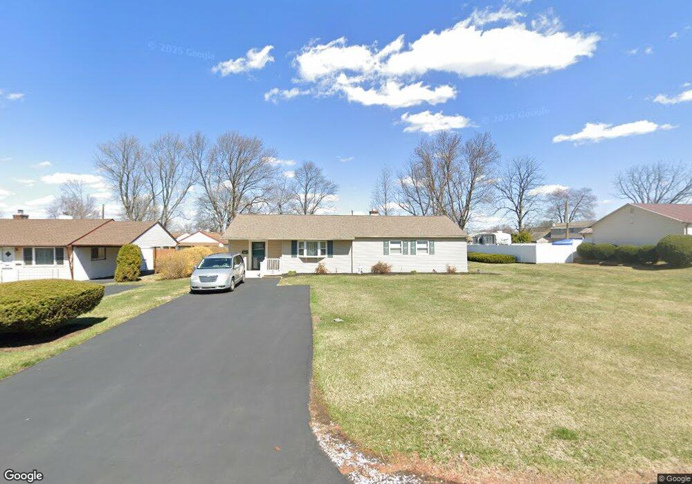 525 Hallowell Ave, Warminster, PA 18974 - photo 1