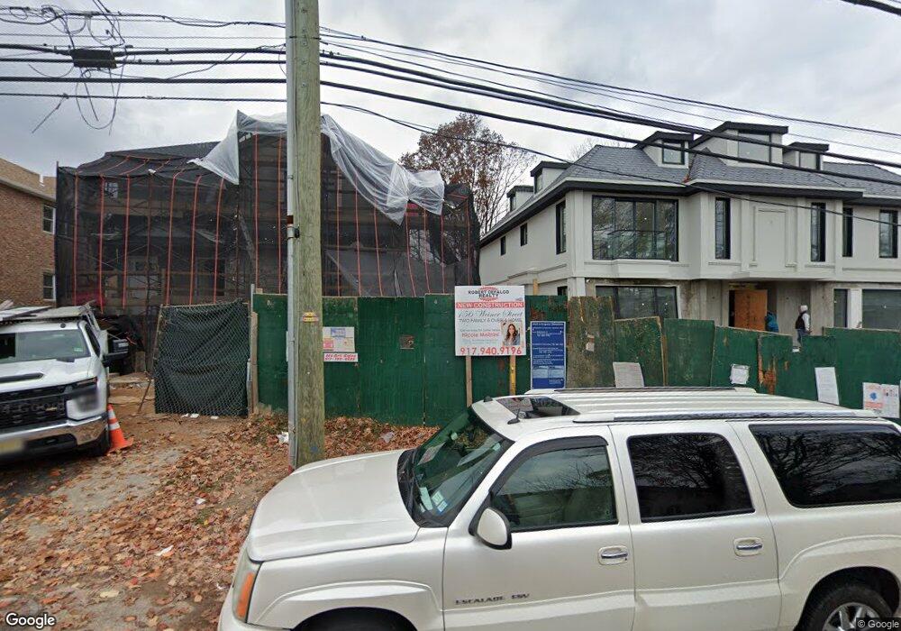 158 Weiner St, Staten Island, NY 10309 - photo 1