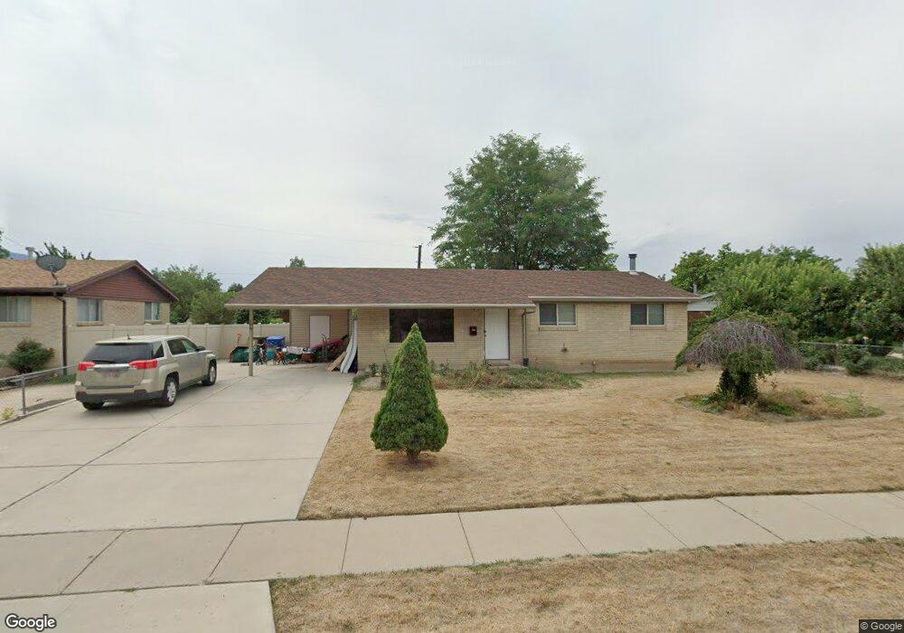 180 Millerberg Dr, Sandy, UT 84070 - photo 1