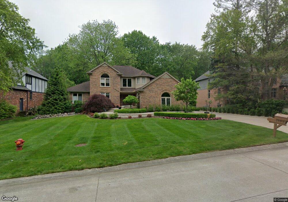 1595 Wakefield Dr, Rochester Hills, MI 48306 - photo 1