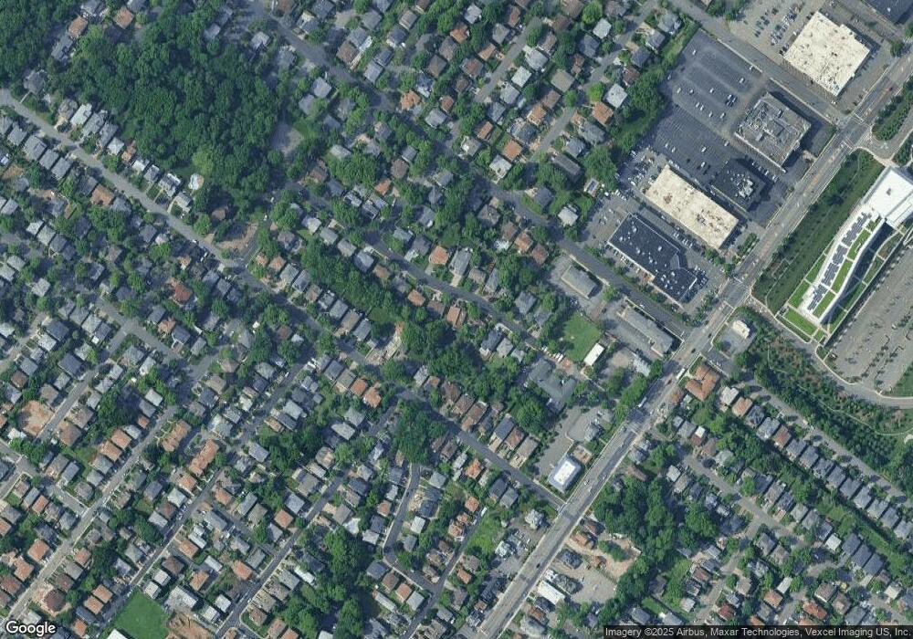 24 W Bayview Ave, Englewood Cliffs, NJ 07632 - photo 1