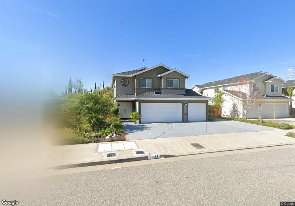 13933 Carol Ln, Sylmar, CA 91342 - photo 1