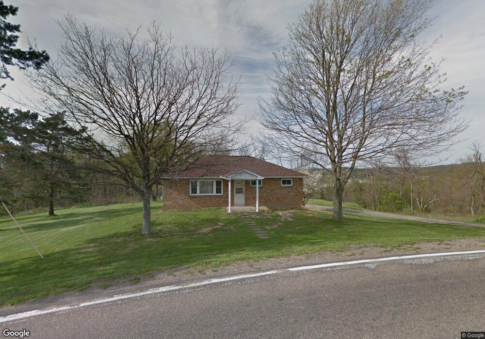 823 Linden Rd, Eighty Four, PA 15330 - photo 1