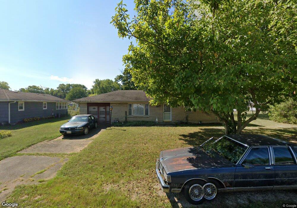 481 Daugherty St, Columbus, IN 47201 - photo 1