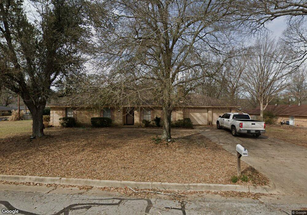 2721 2721 Wakefield Dr, Tyler, TX 75701 - photo 1