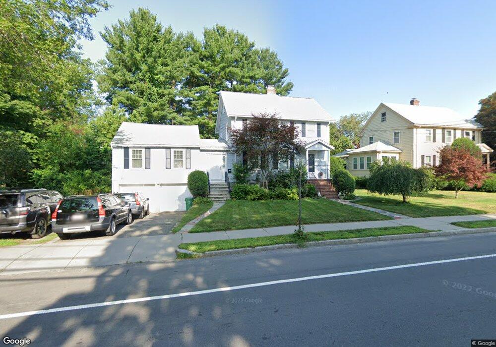 199 Winchester St unit 201, Newton Highlands, MA 02461 - photo 1